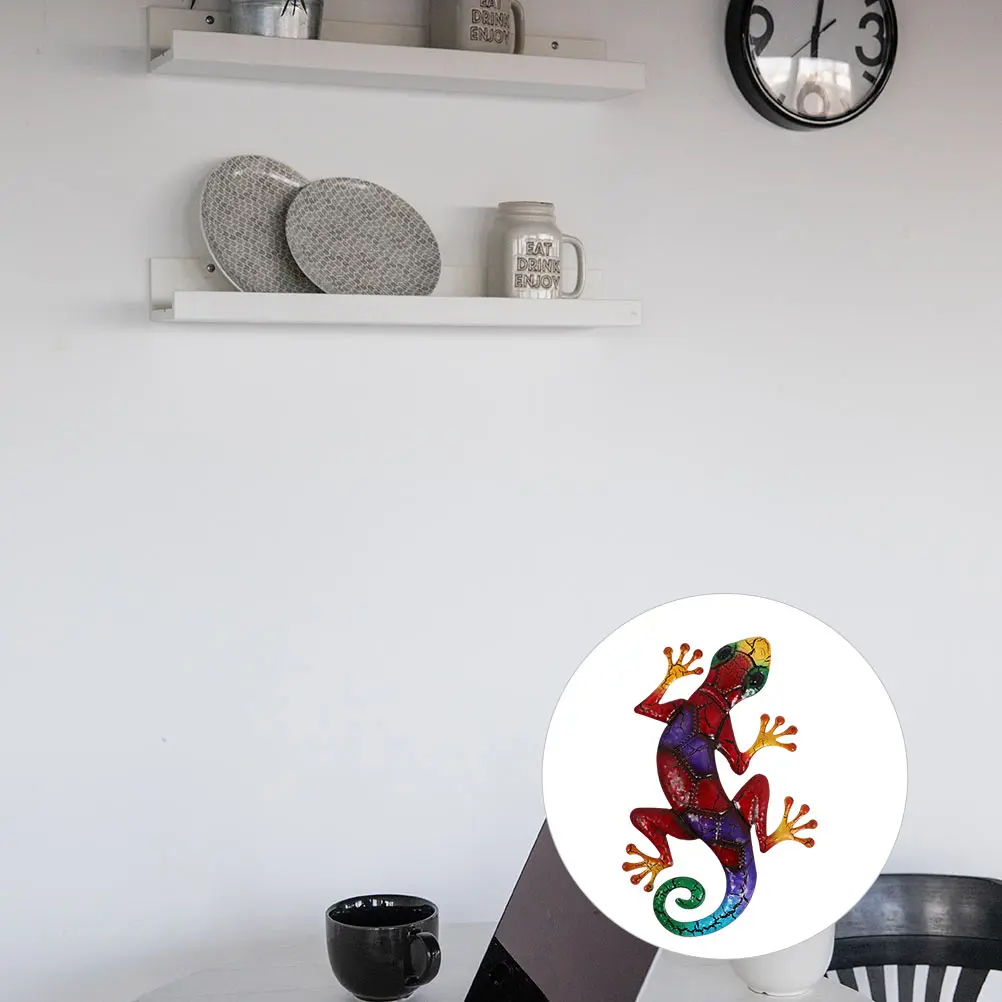 

Wall-mounted Metal Decorations Vintage Home Gecko Statue Garden Hanging Iron Lizard Animal Art Cute Light