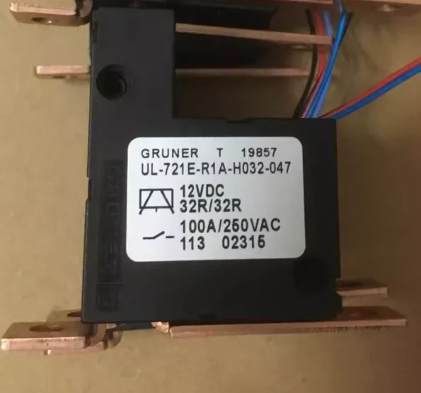 

Контактор обхода плавного пуска UL-721E-R1A-H032-047 12В постоянного тока 100А