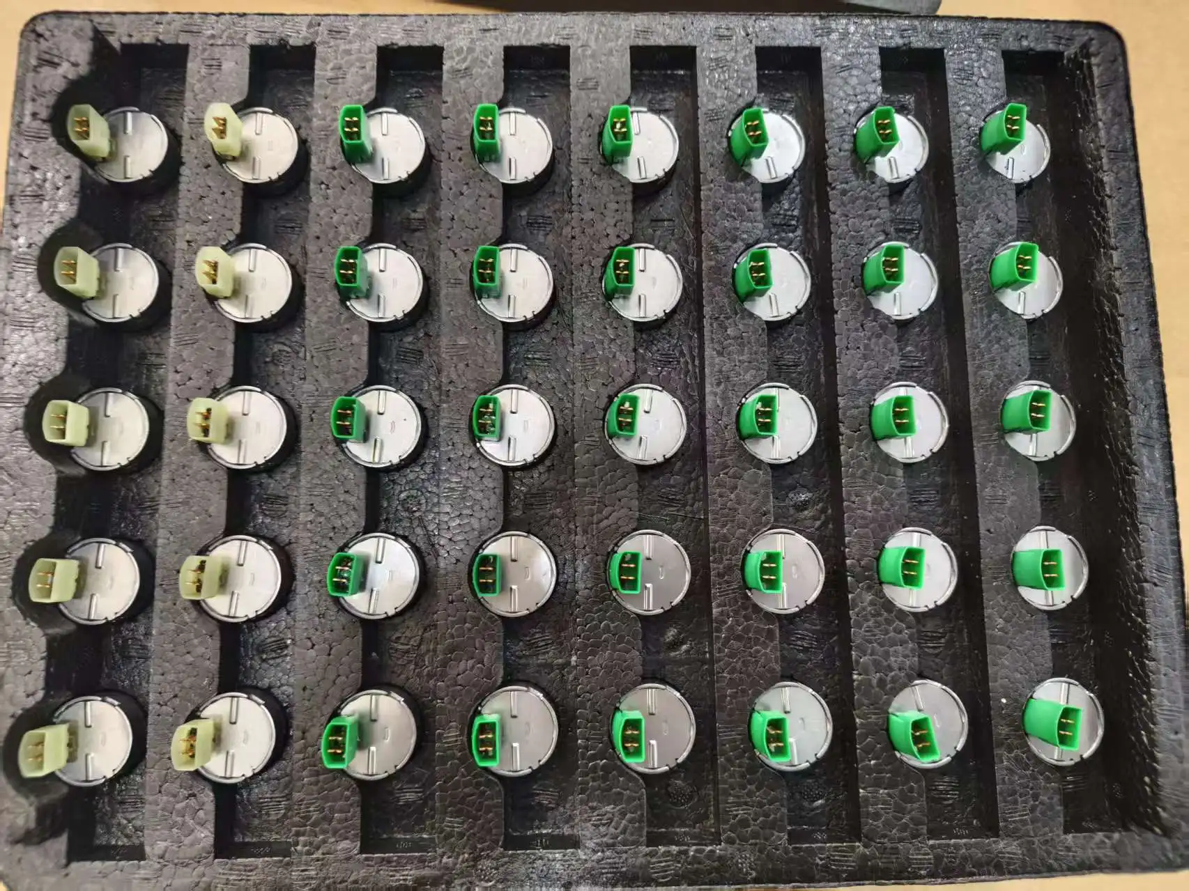 

New Original Genuine 40pcs 0AM DQ200 DSG Transmission Solenoid 13150568 13150457 for AUDI A1 A3 Q3