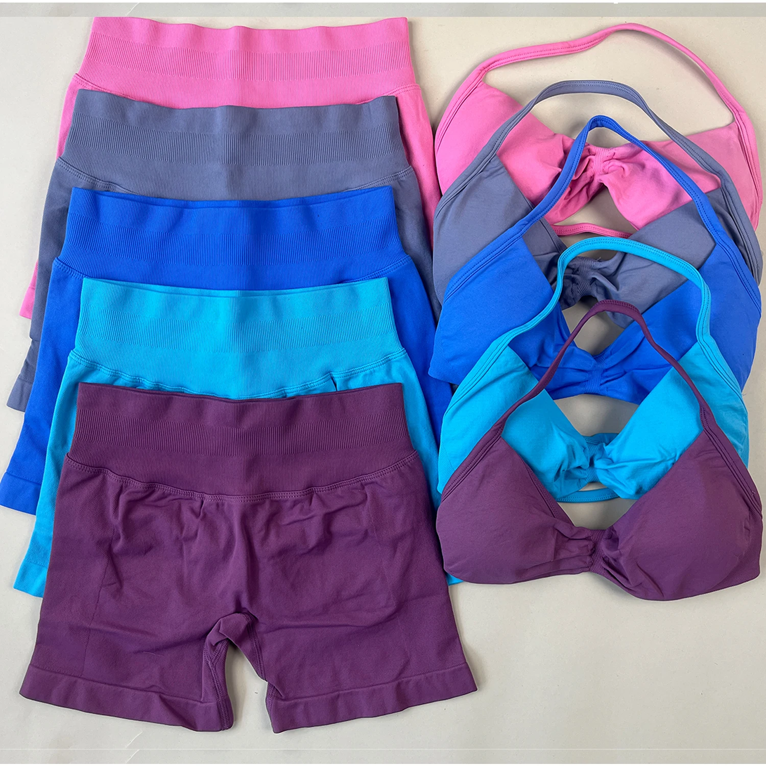 

Женский комплект из 2 предметов для йоги с шортами с подъемом бедер и шейным ремнем Бюстгальтер для фитнеса, пилатеса, тренажерного зала, велоспорта, компама цвета допамина, йога