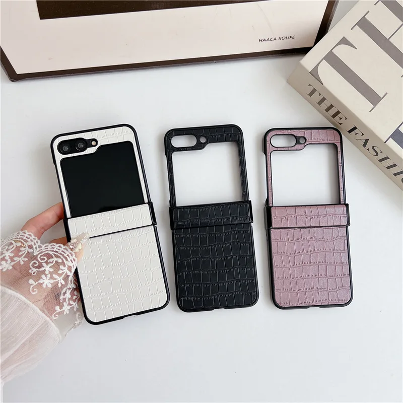 

Simple Crocodile Pattern Phone Case for Samsung Galaxy Z Flip 6 5 4 3 Protective Back Cover for ZFlip4 ZFlip5 ZFlip6 Case Shell