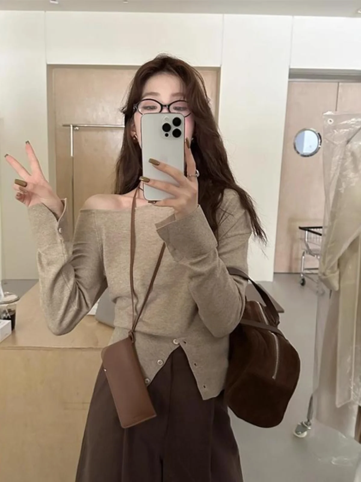 البلوزات لاعبا البلوفرات النسائية الملابس القوطية امرأة الاكريليك رصع الحدود فضفاض الحفل مهرجان يومي روك الشرير البديل