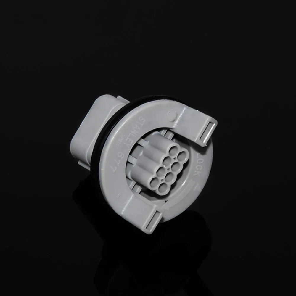 8P Car Connector End Socket 8 Line Light  Through The  Plug H1 Plug-in New