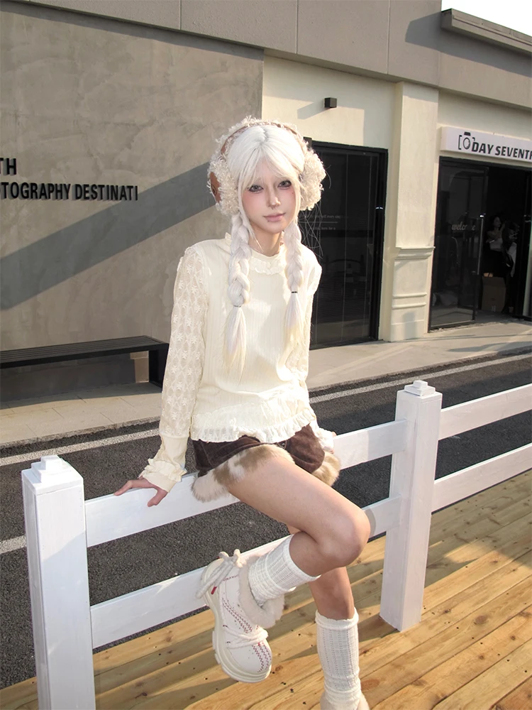 White Women's Bubble Pineapple Oil Knitted Sweater Base Layer Inner Wear Sweet Lace Flower  Top Street Style Slim Fit