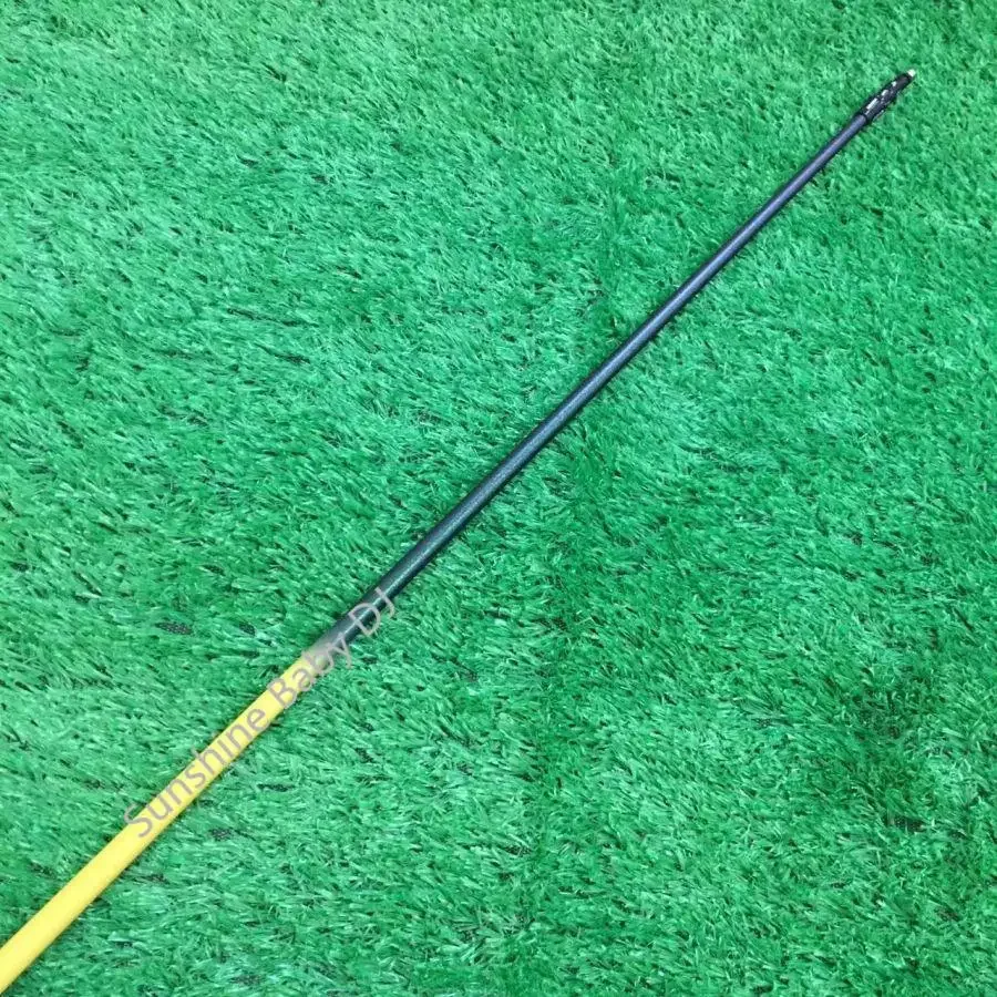 New yellow sf405 or sf505 or sf505x or sf505xx golf driver Shaft or fairway wood graphite shaft Install the sleeve grip