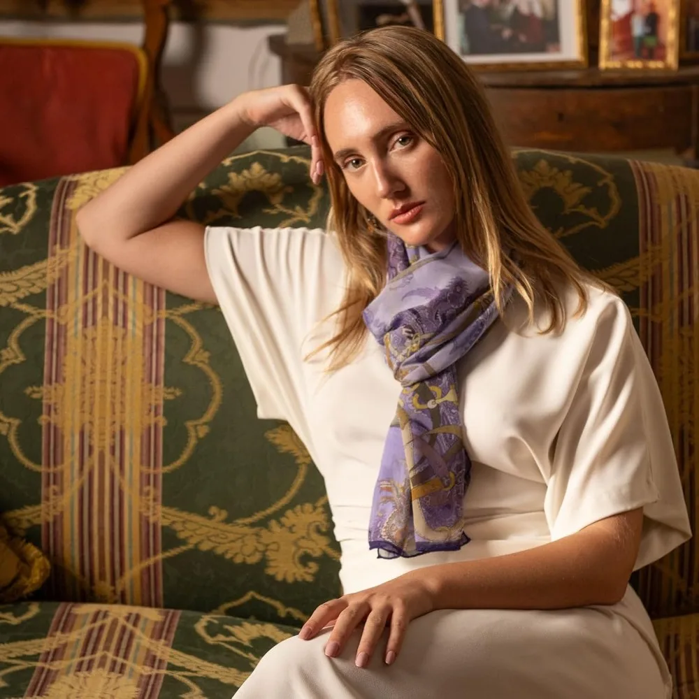 Sciarpe lunghe da donna alla moda realizzate in Italia al 100% seta - Accessori in stile elegante