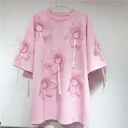 Dolce rosa colletto tondo abito t-shirt di media lunghezza 2024 estate nuova moda fiori 3D in rilievo maglietta oversize allentata Top