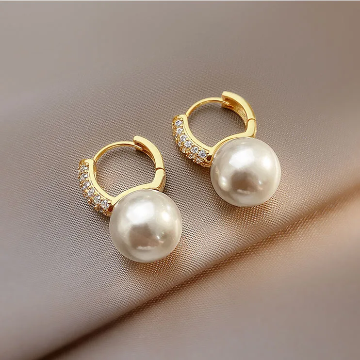 Korea Fashion New  Light Luxury Simple Classic Pearl Drop Earrings Birthday Party Gift Woman Jewelry Stud Earrings