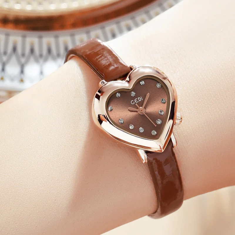 

Fashion Heart Shape Quartz Watch Student Niche Heart Shape Leather Belt Alloy Case Wristwatches Minimalist No Scale Clock Reloj