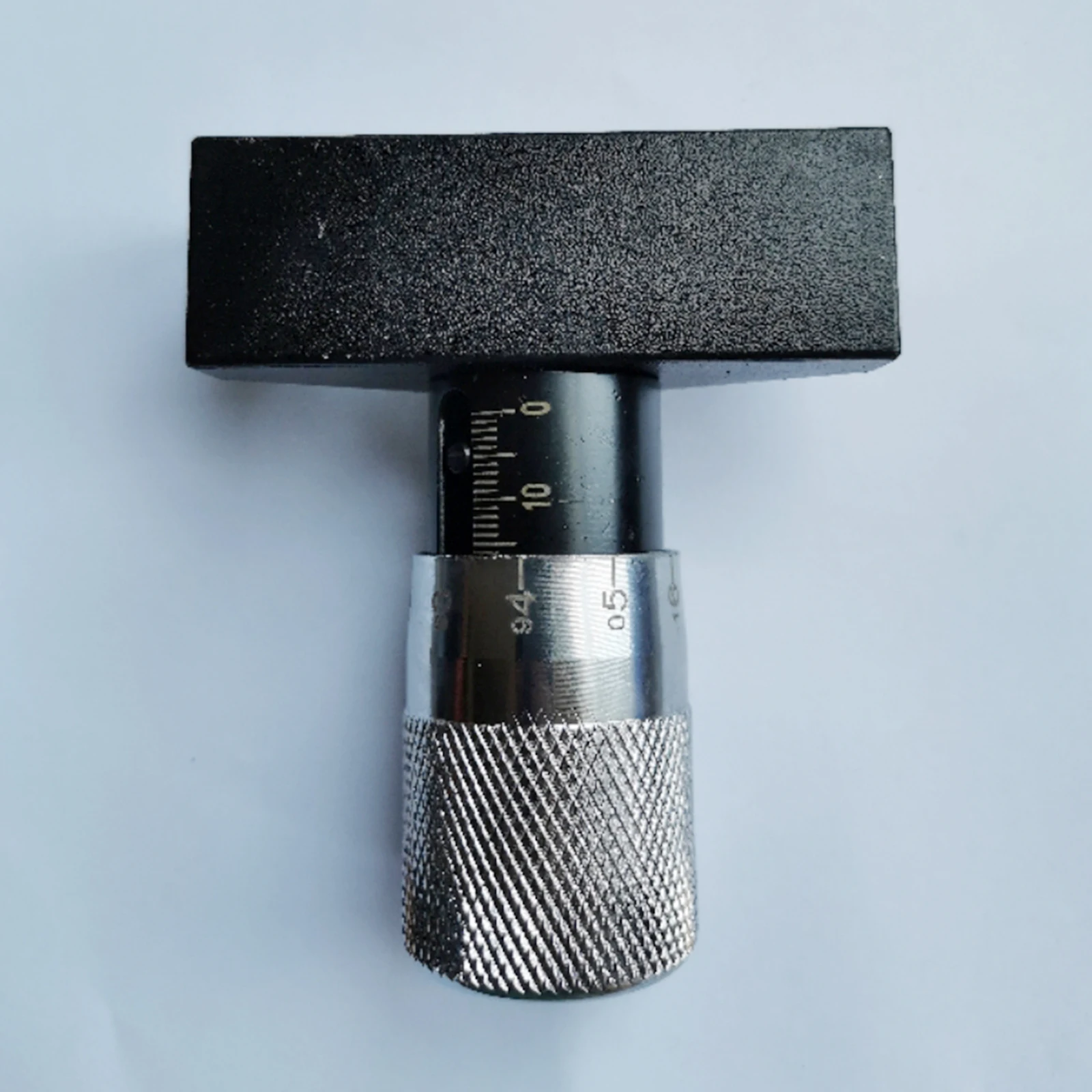 

Automotive Belt Tensioner Gauge Tool Silver Color Hardened Steel for Auxiliary Belt Tension Measurement and Repair