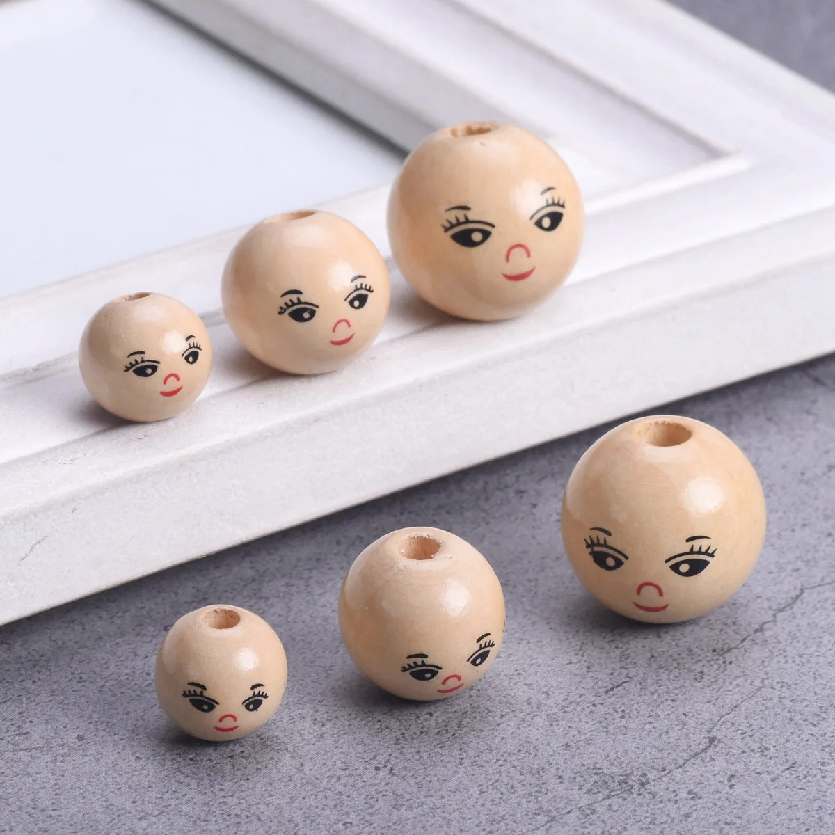 10pcs Round Girl Face Painting 14mm 18mm 22mm Natural Wood Loose Woodcraft Beads For Handcraft DIY Jewelry Making