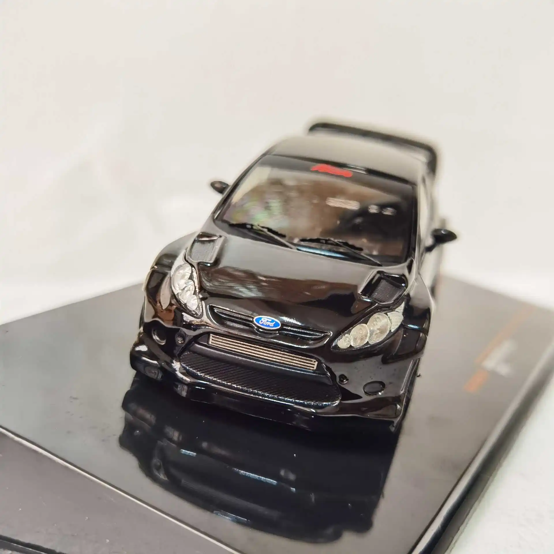 IXO 1:43 Scale FORD FIESTA Custom 2011 Alloy Car Model Toy Collectible Ornament Souvenir Toys Cars