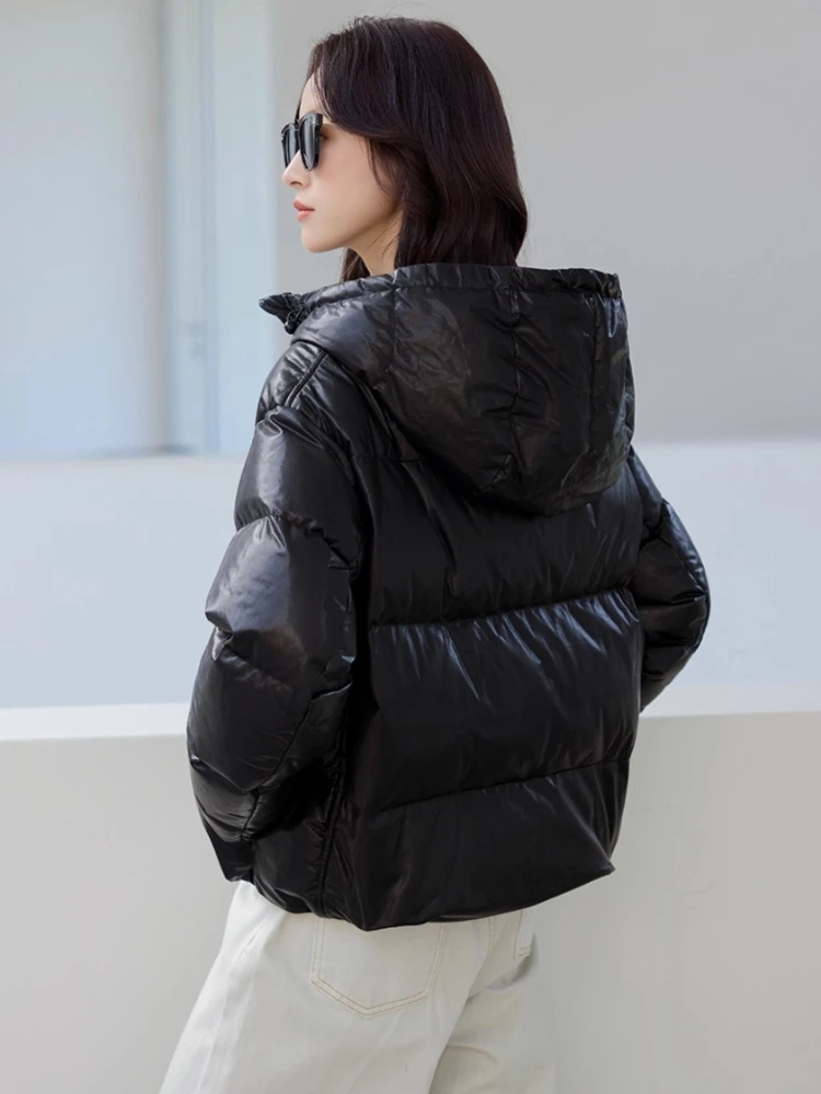 Vestes courtes à capuche en duvet d'oie en cuir véritable pour femmes, nouveau manteau haut de gamme Simple, moelleux et chaud d'hiver en peau de chèvre véritable, 2025