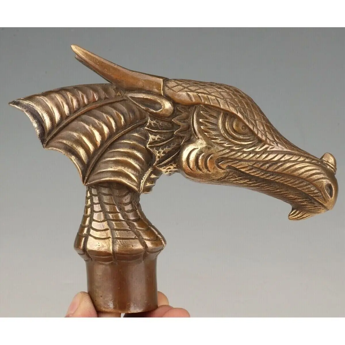 Collection of retro and durable crutch head pure copper engraved dragon crutch handle, monster crutch head handle