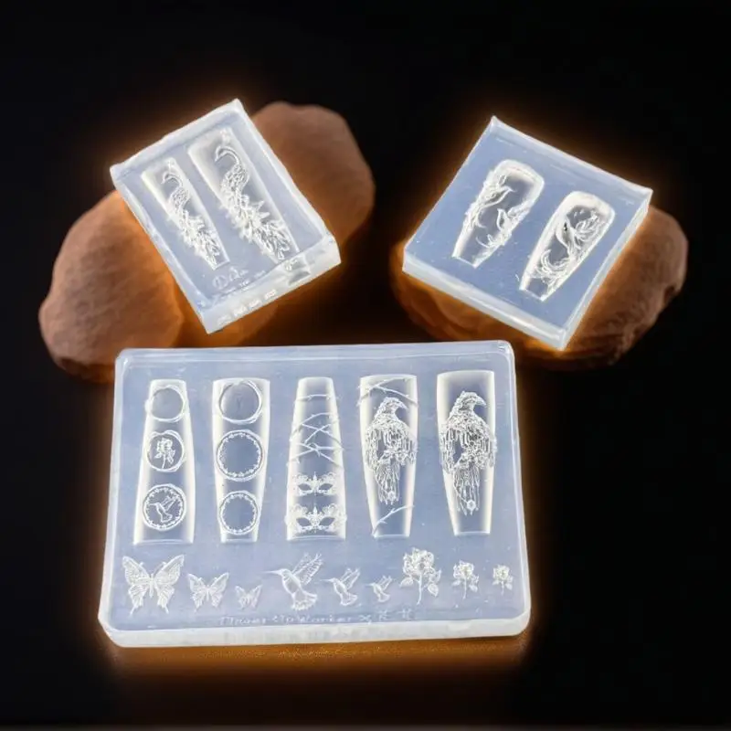 [J] 1Pcs Falcon Peacock 3D Silicone Relief DIY Decoration Nail Art Templates Nails Mold Manicure Design Tools