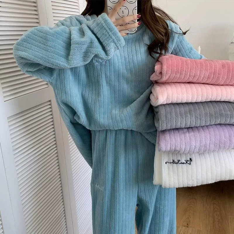 

Warm Flannel Sleepwear Set Women's Thickened Home Clothes Autumn Winter Style Long Sleeve round Neck Coral Fleece Pajamas