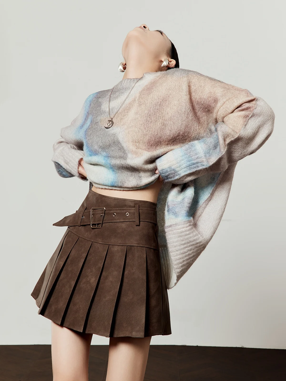 

Knitted Sweater Women's Loose Casual round Ne adient Lazy Sle Top Spring New Arrival in Wu Brand