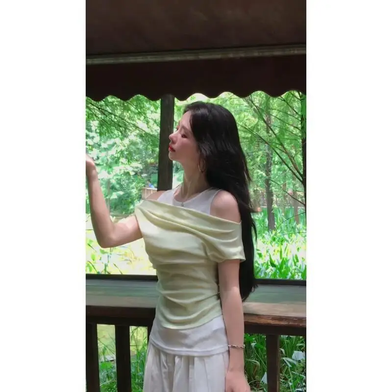 One-Line Collar Tops Best-Selling Matching Loose Wide-Leg Pants Suit Trendy Two-Piece Suit for Women Summer New Style Gentle view 5