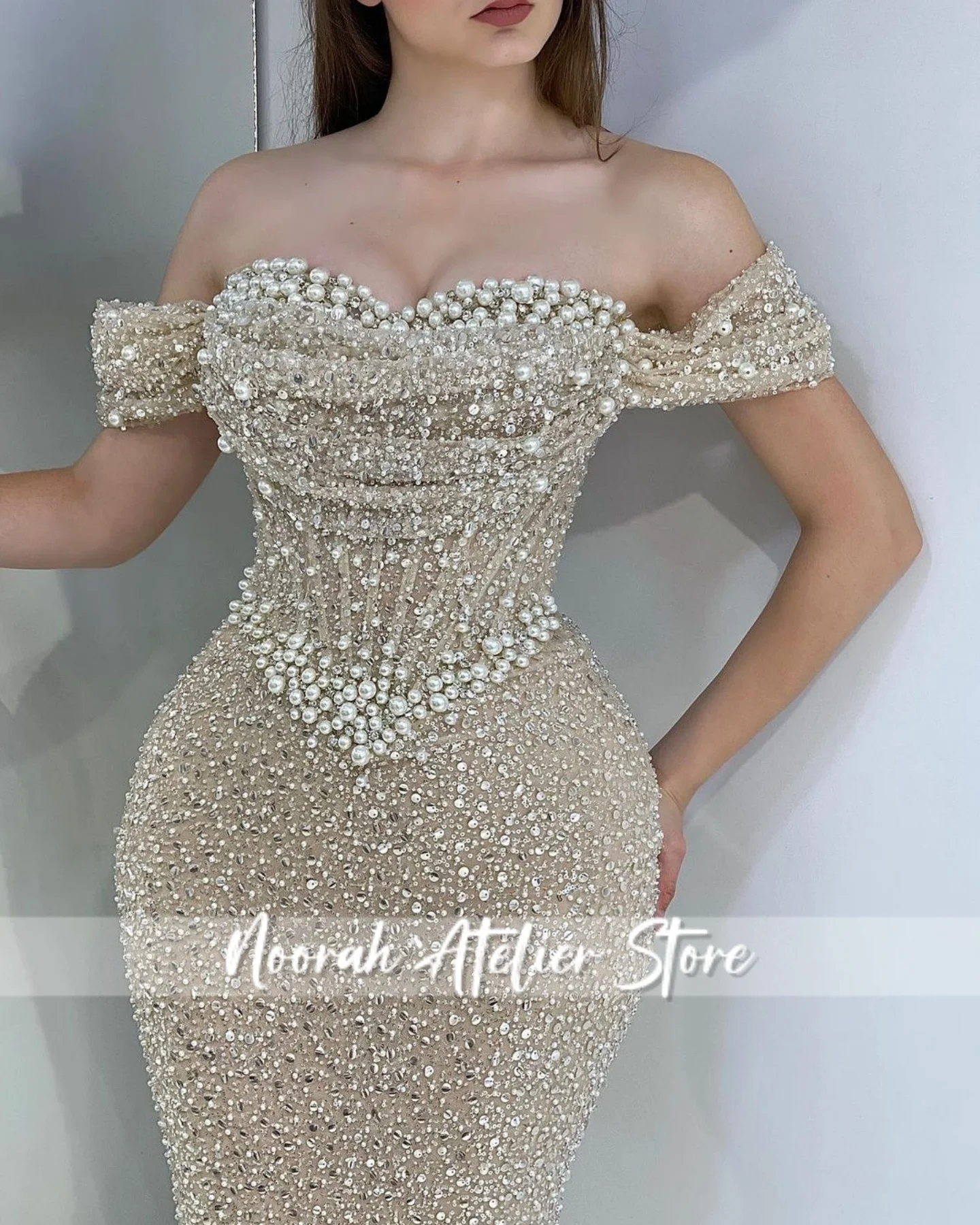 تخصيص سباركلي الشمبانيا قبالة الكتف اللؤلؤ دبي فساتين السهرة 2025 حورية البحر مطرز ثوب زفاف فستان الحفلة الراقصة Fساتين Shicher