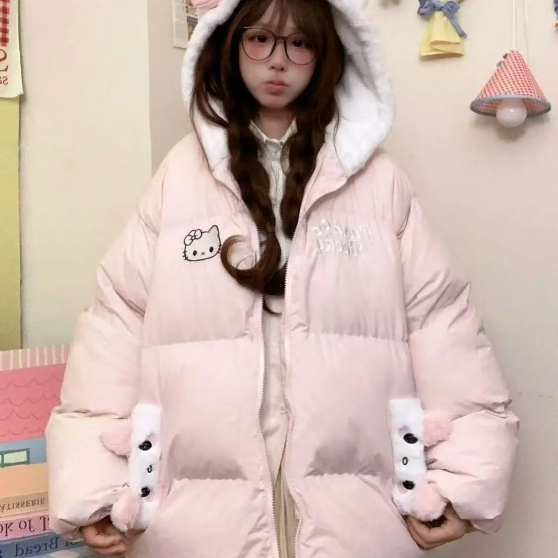

Милая куртка с капюшоном Hello Kittys, женское пальто на молнии, зимняя куртка Sanrioed для девочек на хлопковой подкладке, утепленная теплая верхняя одежда для студентов