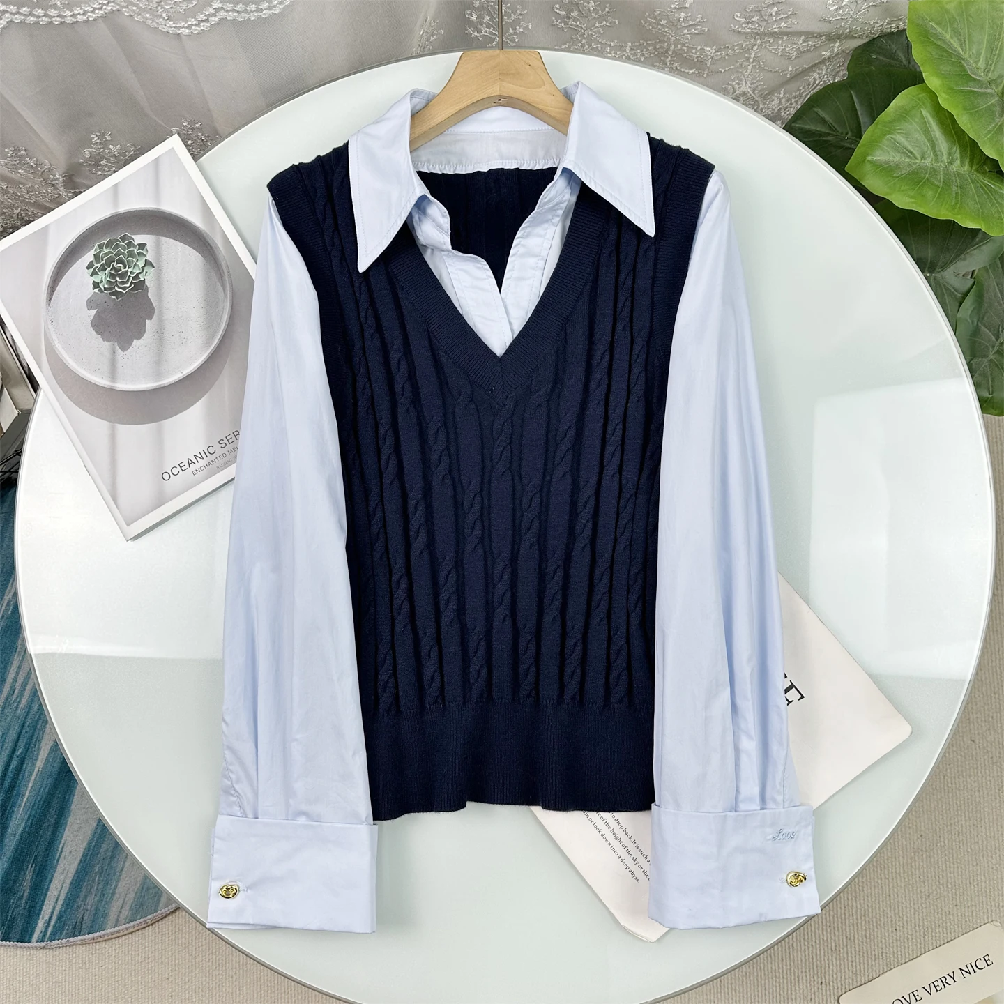 

Весна 2026: Новинка! Женский вязаный свитер с цветными блоками и эффектом двухслойности, универсальный, для повседневной носки, с длинным рукавом, круглый вырез горловины.