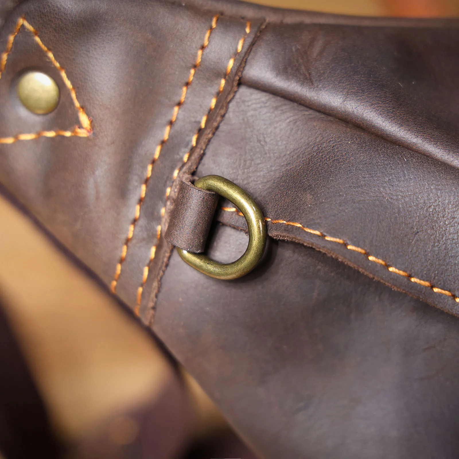 S.WORKER Vintage Vollnarbenleder Brusttasche Langlebige Große Kapazität Herren Umhängetasche Crossbody-Tasche für Männer – Detail 14