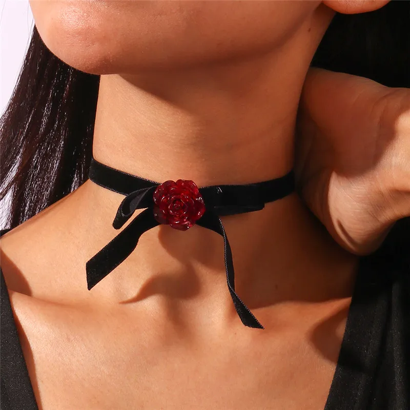 Aihua Sexy rote Samt-Choker-Halsketten für Frauen, Kristall-Herz-Halskette, Braut, Hochzeit, Party, Schmuck am Halskragen – Detail 10