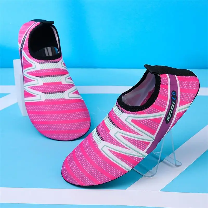 Aqua Shoes Unisex Wading Sport Shoes Beach Swimming Shoes Amphibious Water Shoes For Women & Men