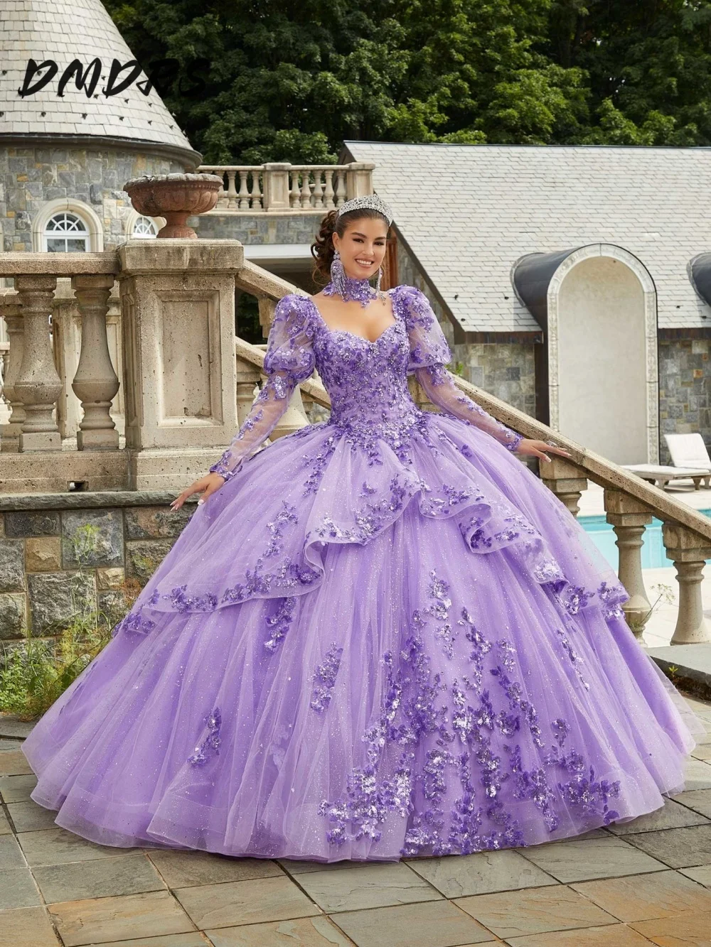 Elegant Long Sleeve Quinceanera Dress 2025 Glamorous Sweetheart Party Dress Shiny Applique Party Ball Gown 16 Customized