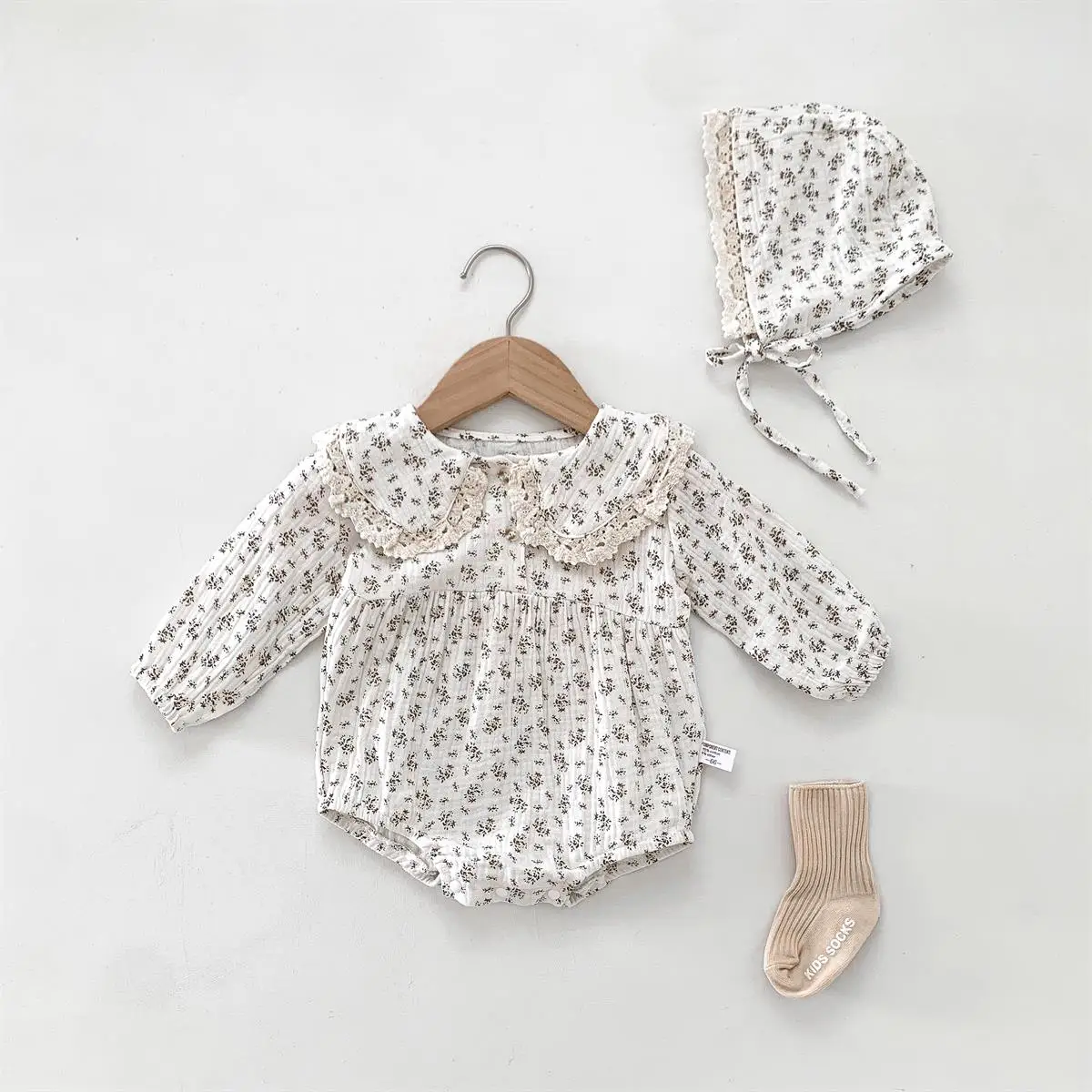 Newborn Girl Cotton Floral Doll Lace Collar Long Sleeve Princess Romper + Hat Suit Baby Clothes Set 0-2 Years Old