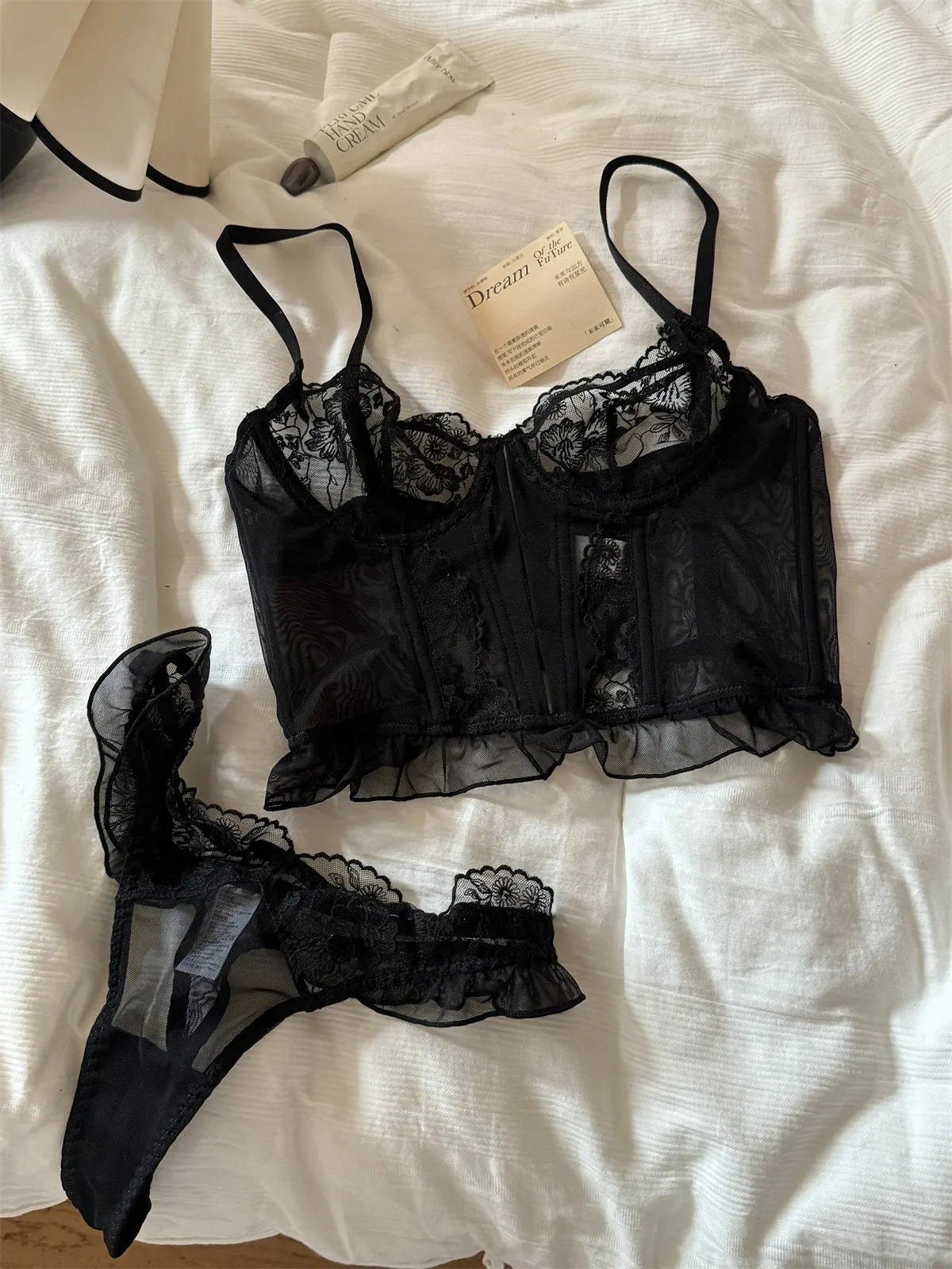 

Ru Su French Pure Desire Sexy Lace Thin Style French Niche Embroidery Lace Gather Underwear Sexy Bra Beautiful Back