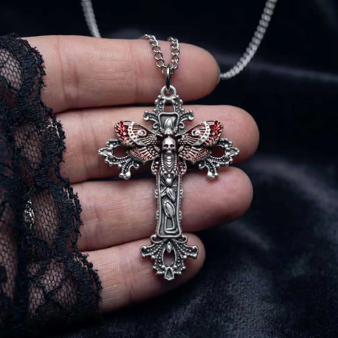 

2026 New Arrival Gothic Death Skull Flying Moth Cross Necklace Victorian Vintage Alternative Aesthetic Dark Hip Hop Jewelry Gift
