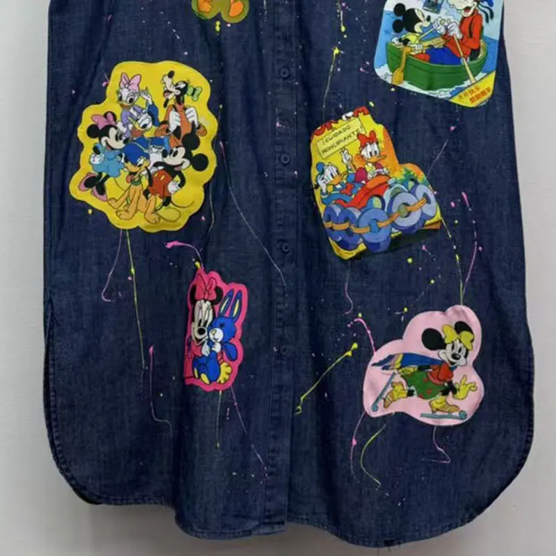 سترة دينم مطرزة برسومات كارتونية جديدة لصيف 2025 للنساء ملابس نسائية متوسطة الطول فضفاضة للتخسيس بأكمام قصيرة