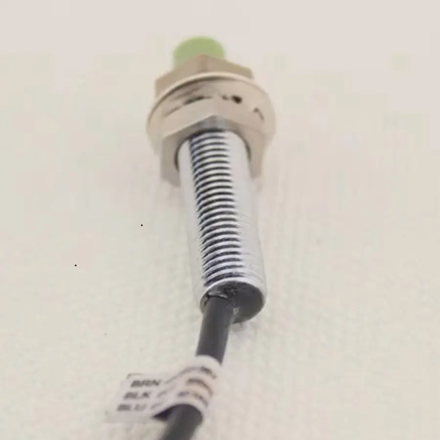 PR08-2DN/2DN2 NPN PR08-2DP/2DP2 PNP 3WIRE NO NC M8 Erkennungsabstand 2MM DC6-36 Induktiver Näherungsschalter