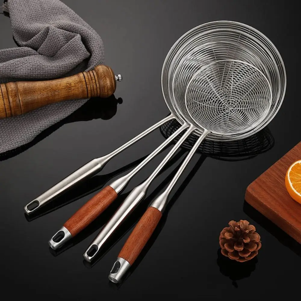 

Stainless Steel Large Colander Anti Scalding Wooden Handle Fried Sieve Spoon Heat Resistant High Quality Foods Sifter