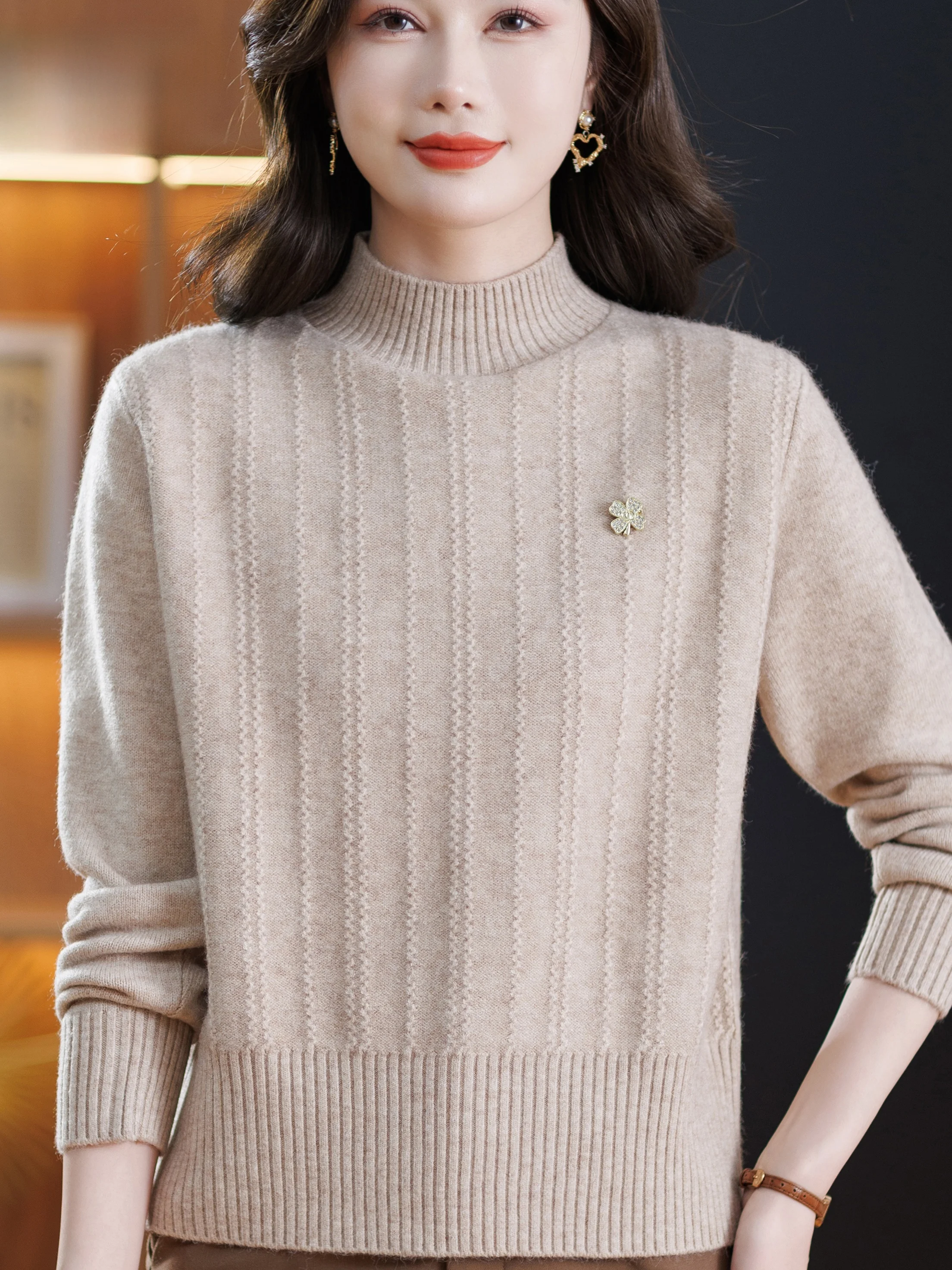 

Winter Thickened Half-High Collar Woolen Sweater Women's Fashionable Base Layer Warm Top for Middle-Aged And Elderly
