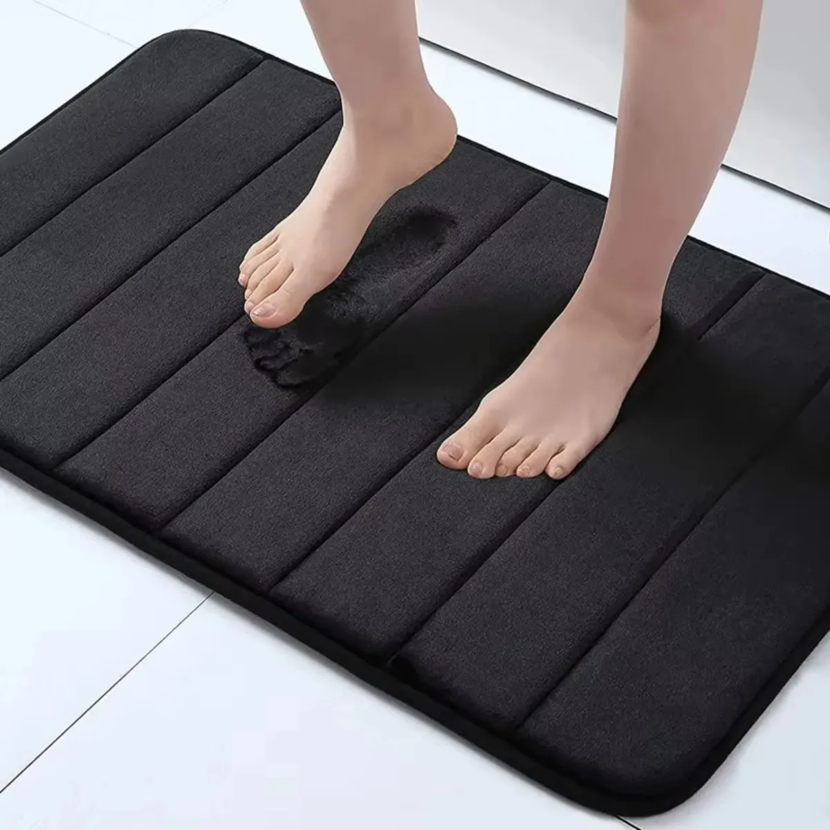 Ultra-Soft Memory Foam Bath Mat – Super Absorbent Non-Slip Bathroom Rug with Quick-Dry Technology for Shower & Tub