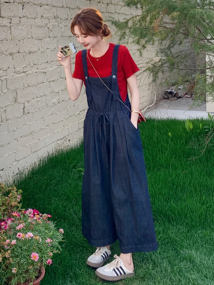 

Женский летний костюм-двойка 2026: модный тренд, омолаживающий эффект, футболка и брюки из полиэстера, короткий рукав