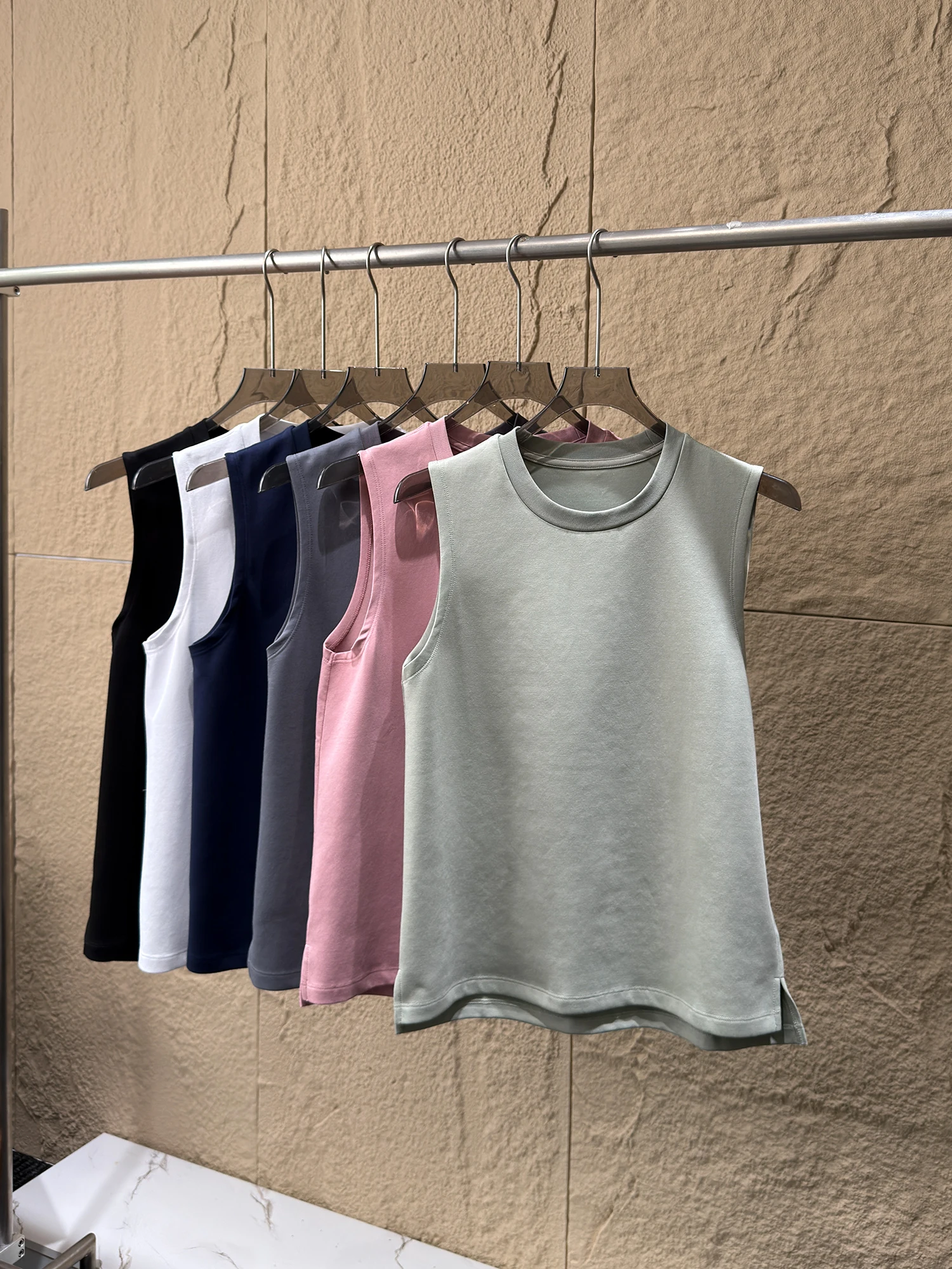 

Men's And Women's Summer Essential Moisture Wicking Color Outdoor Sports Casual Sleeveless Vest Versatile Comfortable