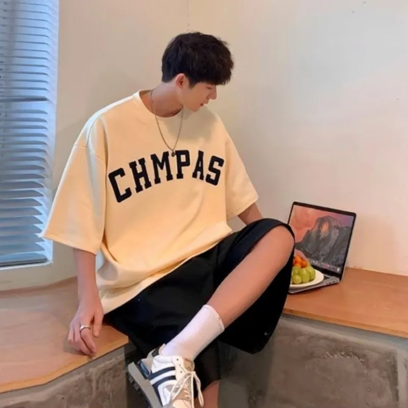 M-8XL Men Oversized Korean Fashion Loose American Vintage Letter Print Short Sleeve Round Neck Versatile Trend Couple Outfit