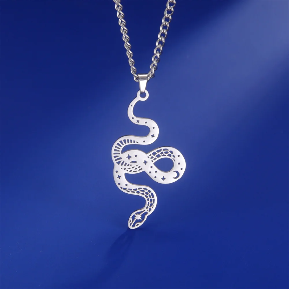 EUEAVAN Punk Snake Pendant Necklace for Men Gothic Ouroboros Animal Serpent Necklaces Stainless Steel Hip Hop Party Jewelry Gift