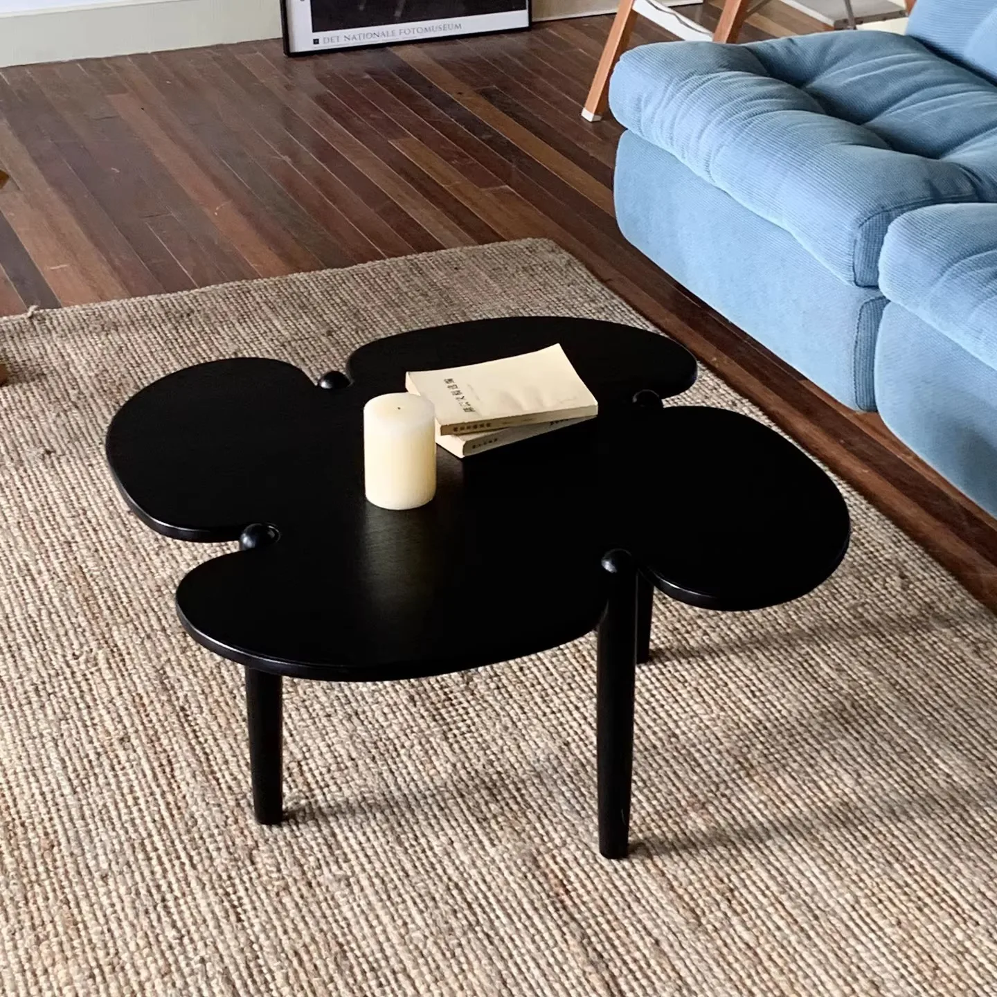 &Quiet Middle Ancient Style Antique Black Flower Shape Pine Top Multi-function Solid Wood Coffee Table Creative Luxury Customize