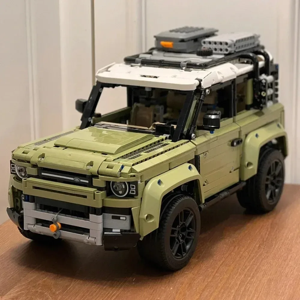 Miniso Disney 2573pcs Technical Land Supercar Off-Road Defender Sports Car Building Blocks  42110 Vehicle Bricks Toys Kids Gift