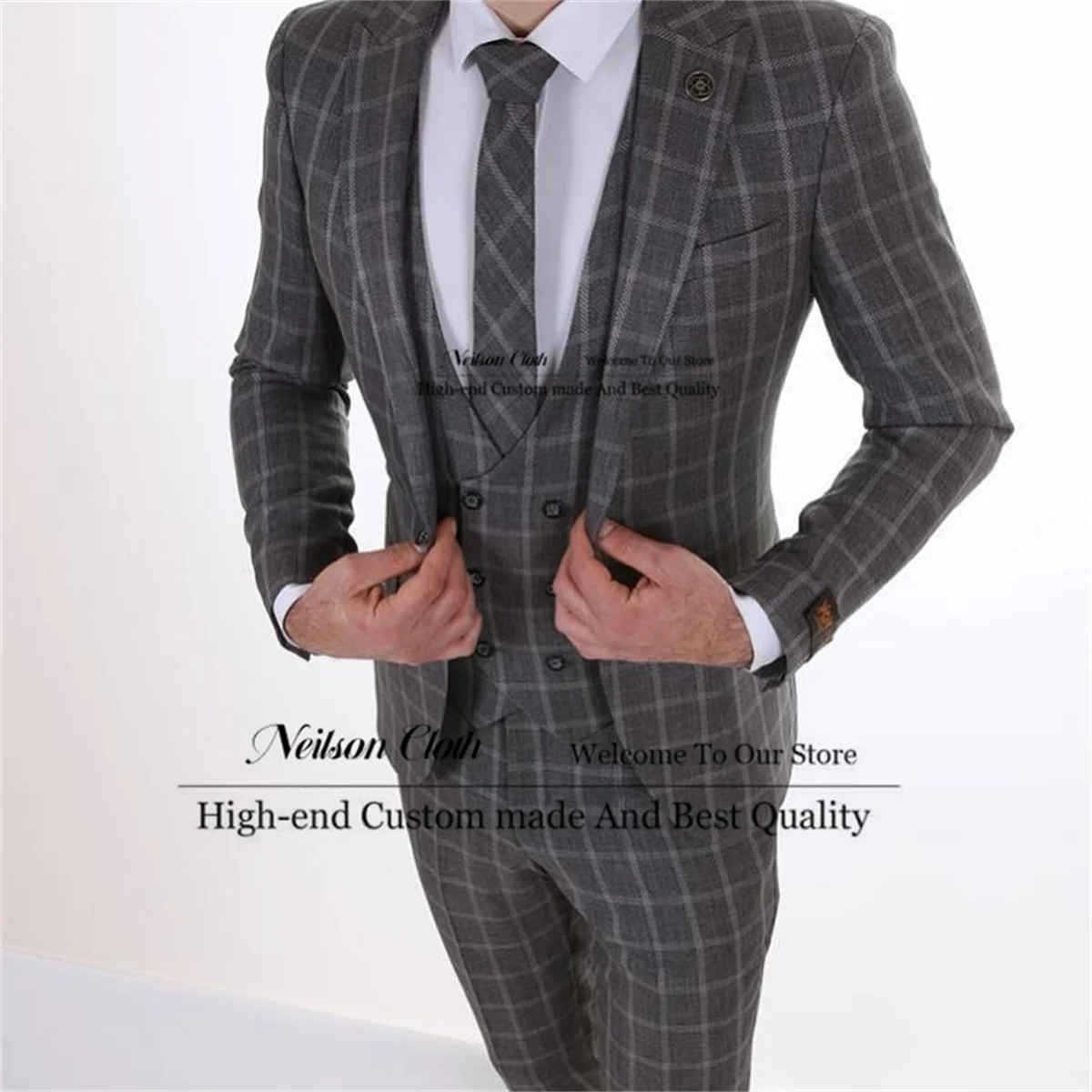 

Business Dark Gray Male Prom Blazers 3 Pieces Sets Plaid Groom Wedding Tuxedos For Men Slim Fit Peaked Lapel Costume Homme