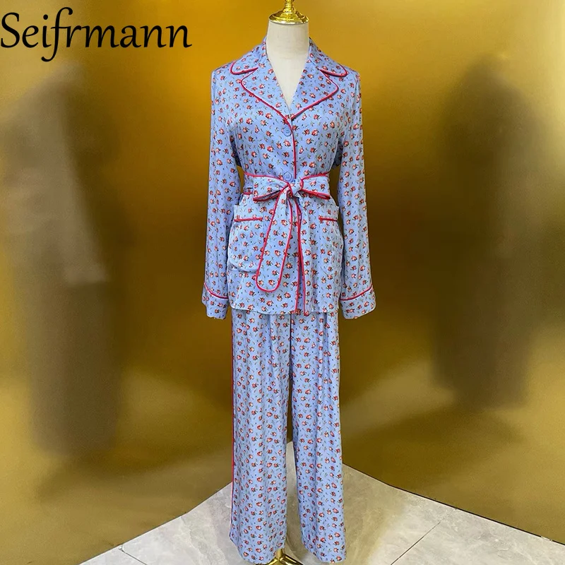 

Новый женский костюм Seifrmann 2026: топ с длинными рукавами на одной пуговице и шнуровкой + повседневные брюки с принтом, шелковый комплект из 2 предметов