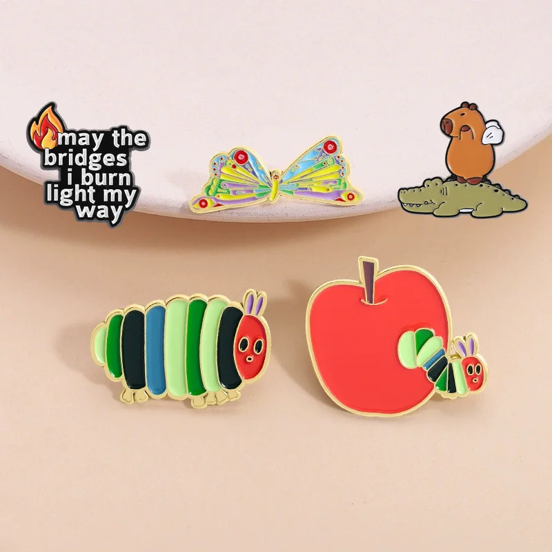دبابيس المينا الحيوانية اللطيفة تتميز بفراشة كاتربيلر التفاح بروش شارة معدنية إبداعية للأطفال والأصدقاء هدية مجوهرات #5
