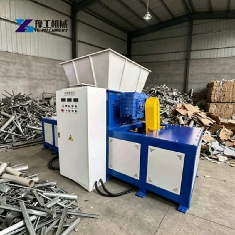 Self Powered Wood Chipper Shredder For Forestry Waste Recycling