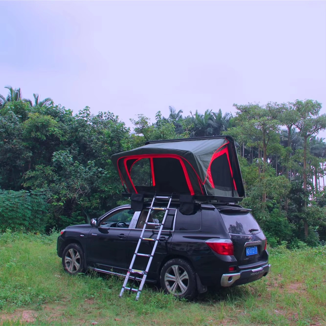 4x4 Offroad Hardtop Automatic Roof Top Tent Outdoor Camping Car Tent Instant Setup Compact Durable for Adventure Travel