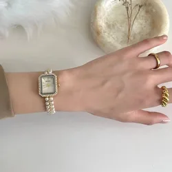 Luxury Women Bracelet Watch Fashion Small Square Dial Ladies Vintage Shell Pearls Chain Quartz Wristwatch Female Clock Wholesale