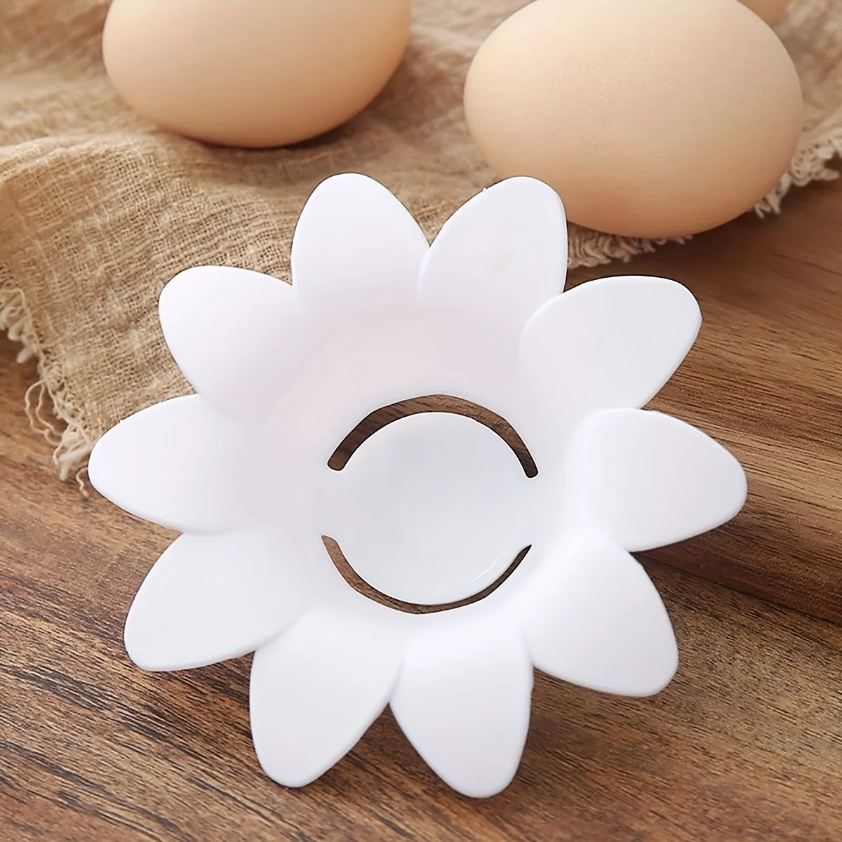 Cute Flower Shaped Egg Yolk Separator 1 Piece Kitchen Baking Tool Egg White Yolk Separator Egg Extractor Gadget